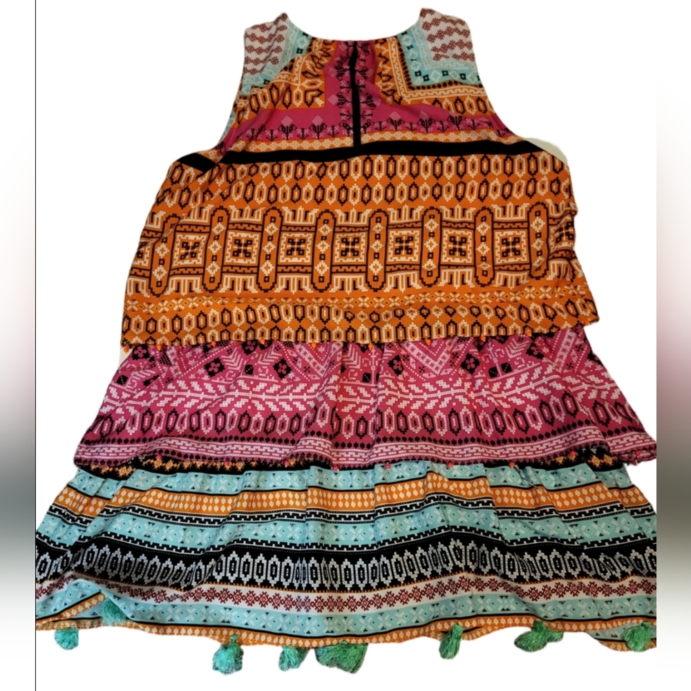 Colorful Sleeveless Patterned Dress - Picture 4 of 10